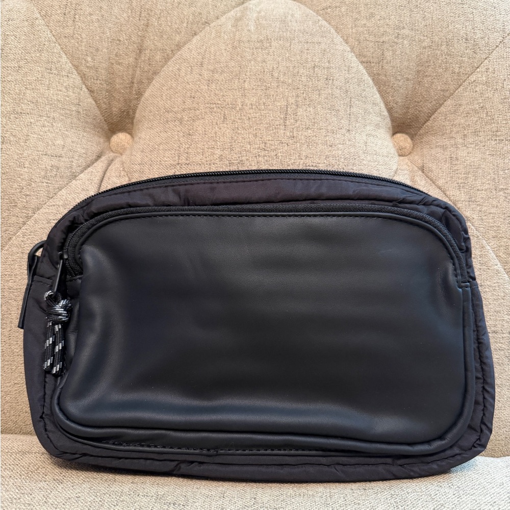 Thirty-One All Zipped Up Crossbody Purse | Black | NEW with Tags